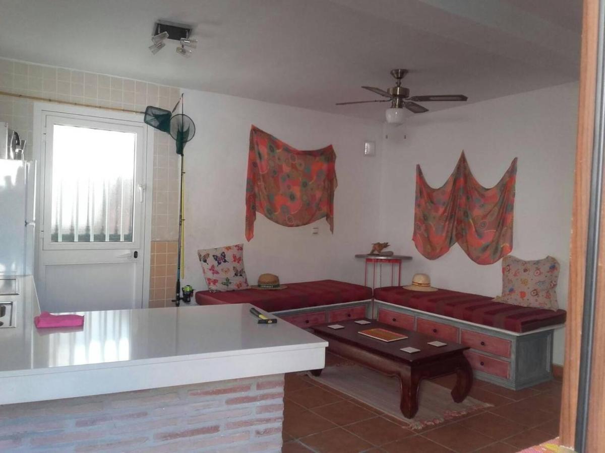 Almayate Hippie Shack Buitenkant foto